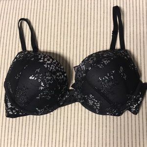 Victoria Secret Bombshell Bra